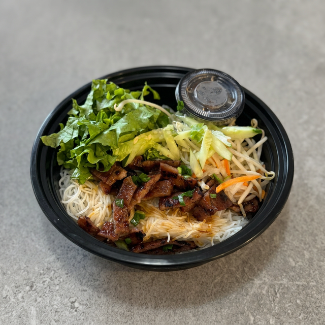 Vermicelli w Grilled Pork.